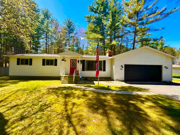 881 Geller, EastTawas, MI 48730