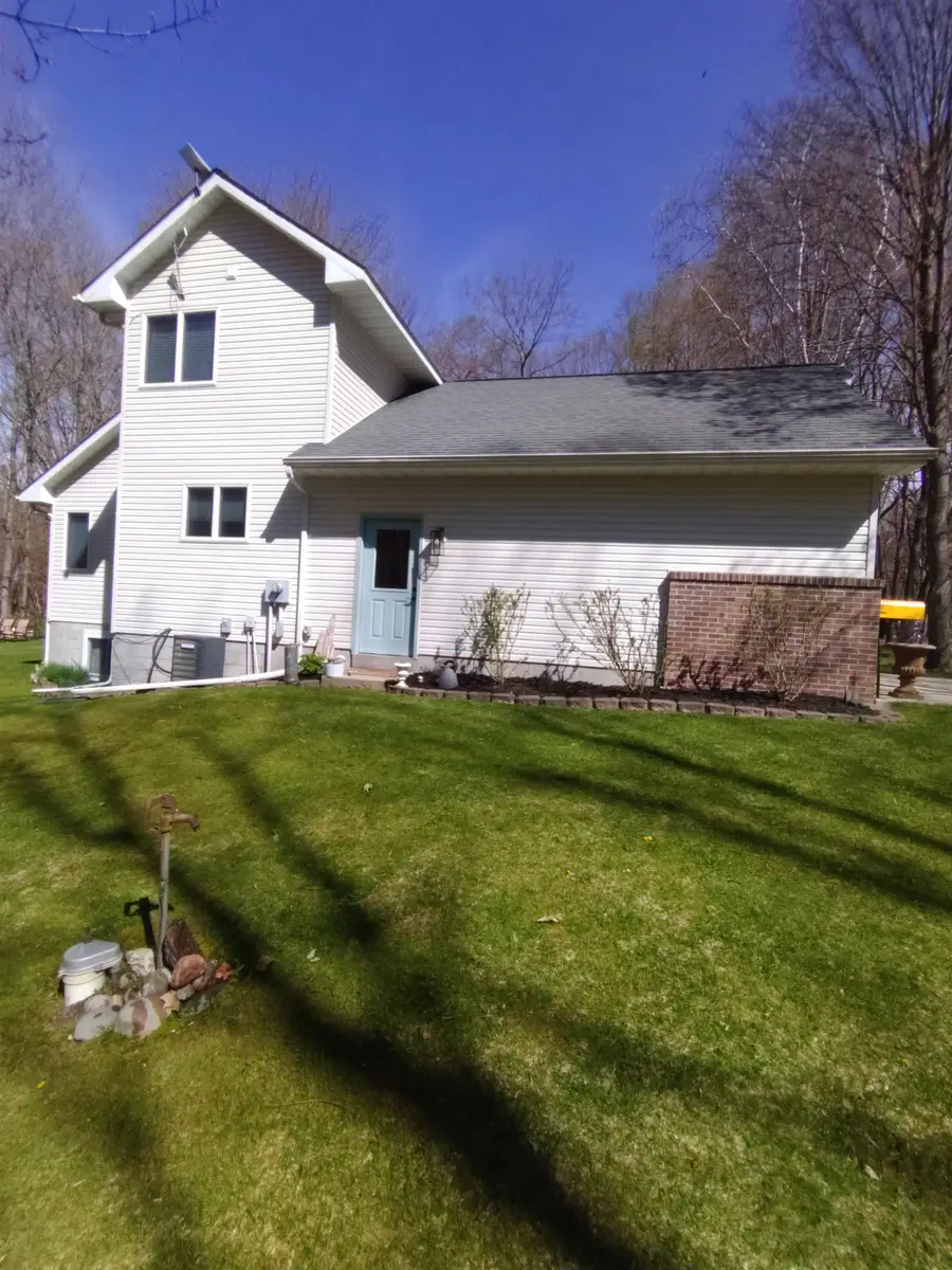 5490 Oak, Farwell, MI 48622 - #3
