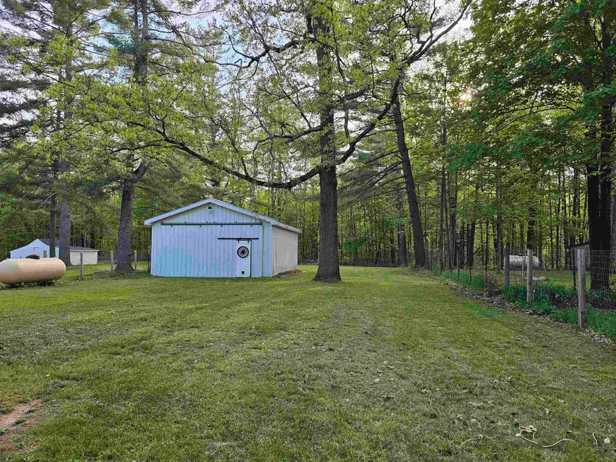 4733 Zella DR, Hale, MI 48739 - #2