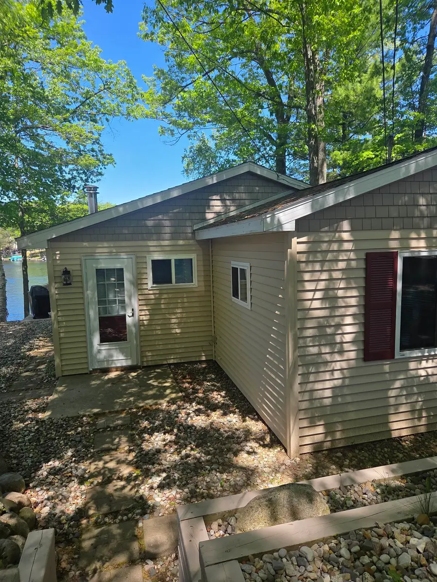 7840 Campbell AVE, Hale, MI 48739 - #2
