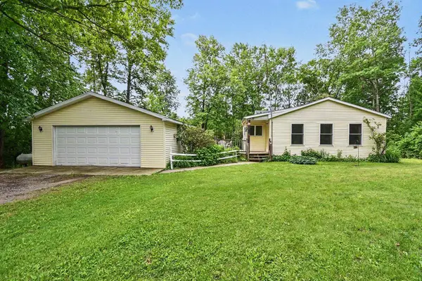 5554 Dease Lake, Hale, MI 48739
