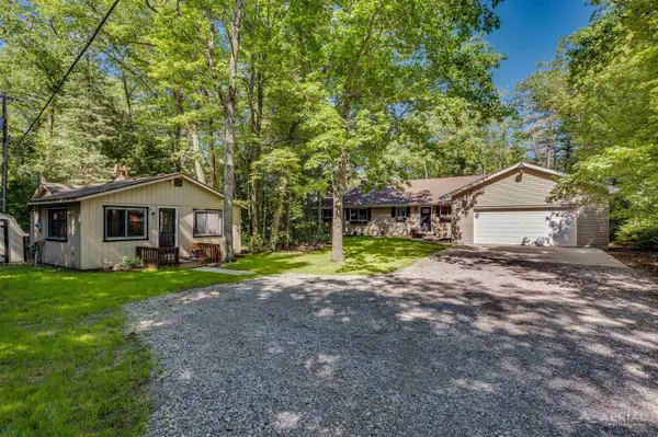 4927 S US-23, Greenbush, MI 48738