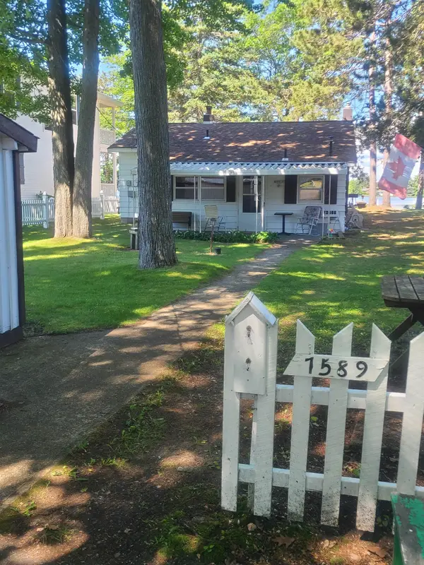 7589 E Cedar Lake, Greenbush, MI 48738
