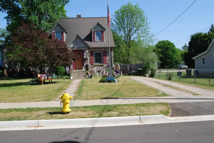 135 Carpenter, West Branch, MI 48661 - #2
