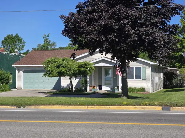 808 W Lake, TawasCity, MI 48763