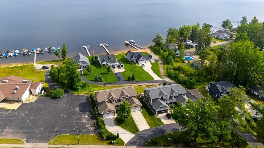 4876 W Houghton Lake, Houghton Lake, MI 48629 - #3