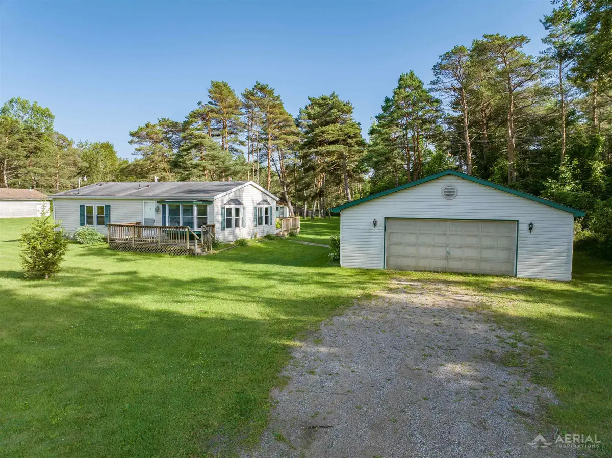 2882 School RD, Alger, MI 48610 - #1