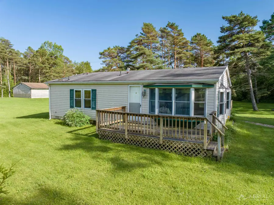 2882 School RD, Alger, MI 48610 - #2