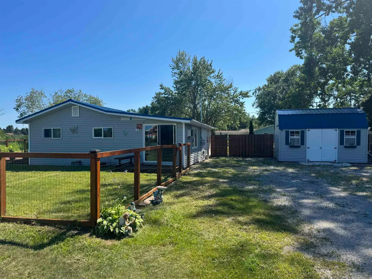 382 Smith, Oscoda, MI 48750 - #1