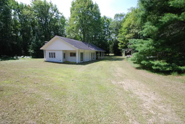 5295 Cedar Lake, Gladwin, MI 48624