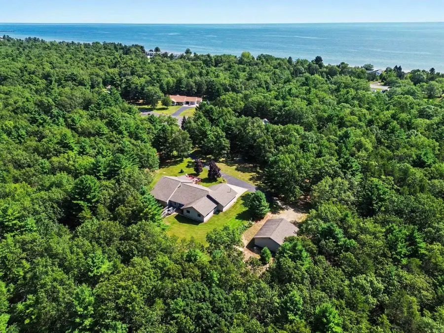 3655 Rollin Hill, Oscoda, MI 48750 - #2