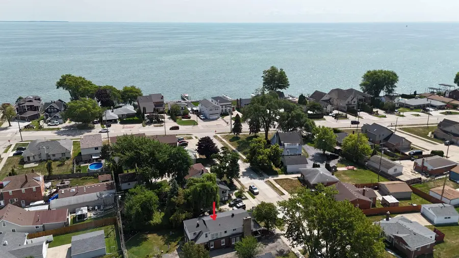 22929 Furton ST, Saint Clair Shores, MI 48082 - #2