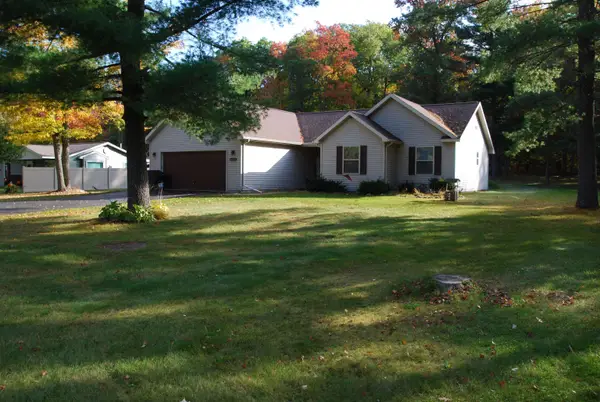 1682 N Clear Lake, WestBranch, MI 48661
