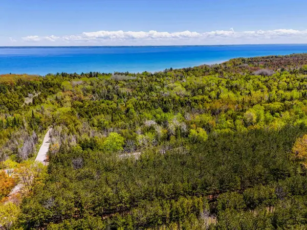 37 Acres N Cathead Bay, Northport, MI 49670