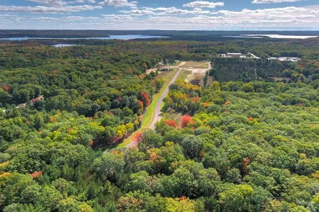 1709 Mary Lou MNR, Interlochen, MI 49643 - Image #3