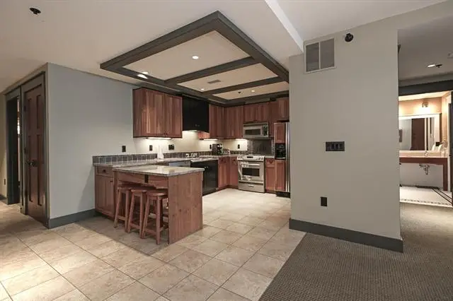 2035 N US-31 N, East Bay, MI 49686 - Image #2