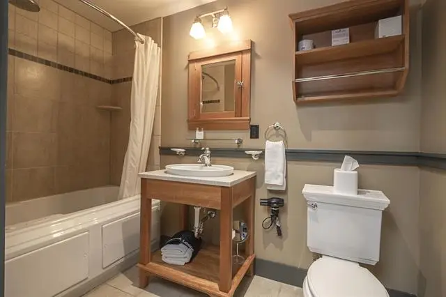 2035 N US-31 N, East Bay, MI 49686 - Image #2