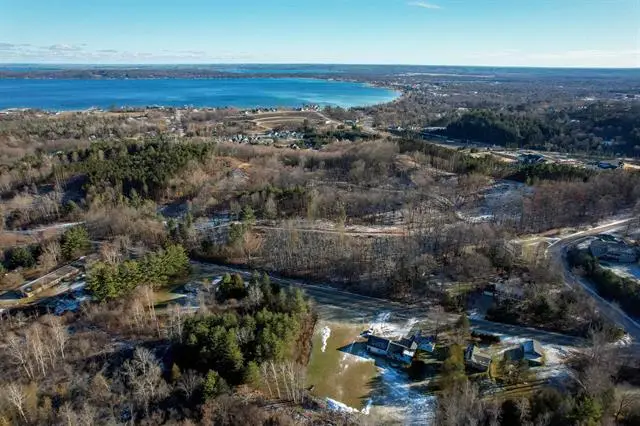 E Carter RD, Garfield, MI 49684 - Image #1