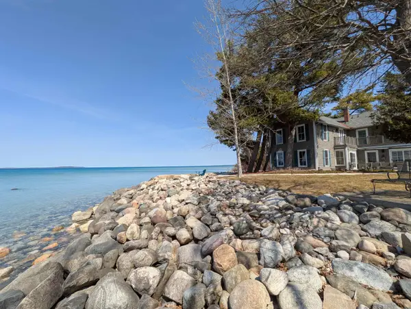 106 Oak, ElkRapids, MI 49629