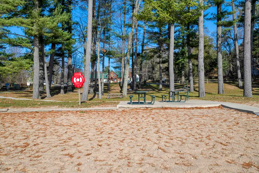 8900 Manhattan North, Long Lake, MI 49684 - Image #3