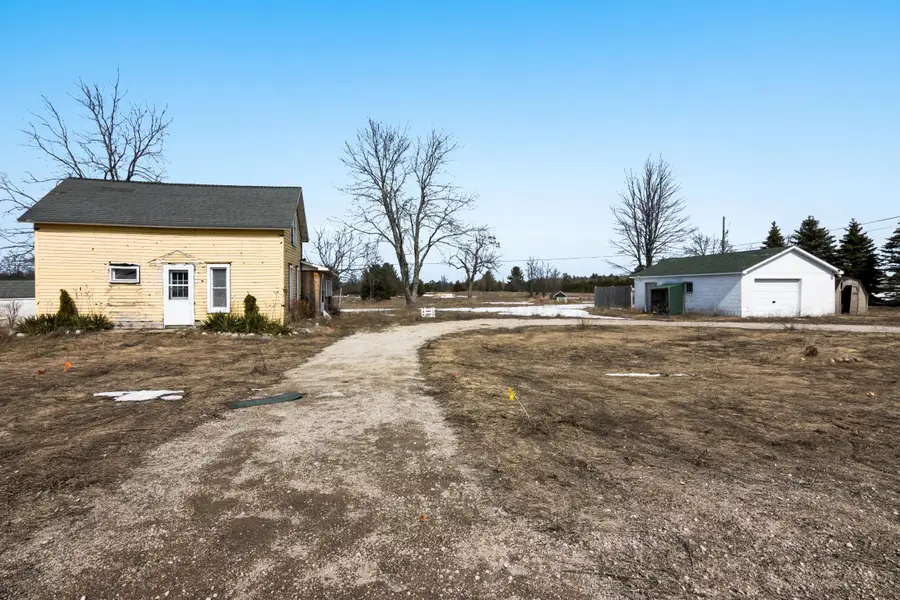 17140 Honor, Interlochen, MI 49643 - Image #3