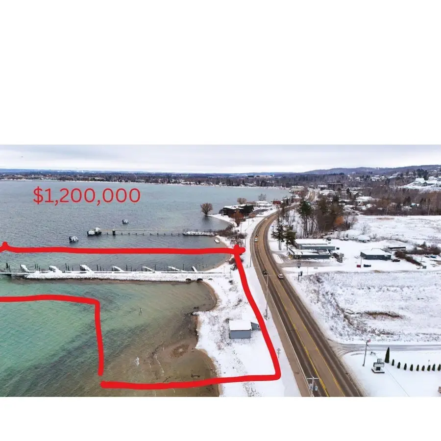 13336 S West Bay SHR, Greilickville, MI 49684 - #2