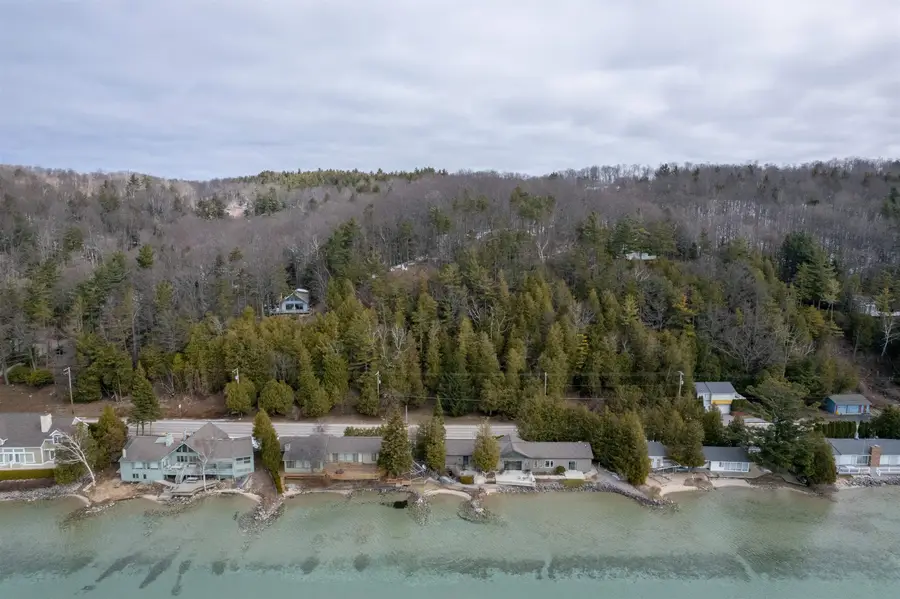 1137 Crystal, Frankfort, MI 49635 - Image #2