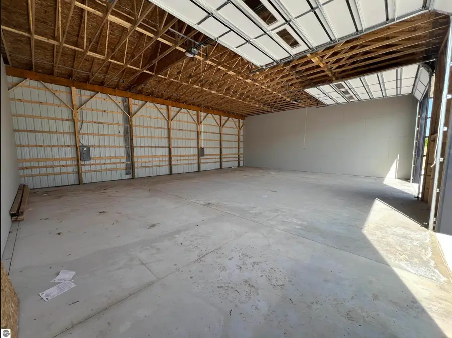 7450 Glendale, Bellaire, MI 49615 - Image #2