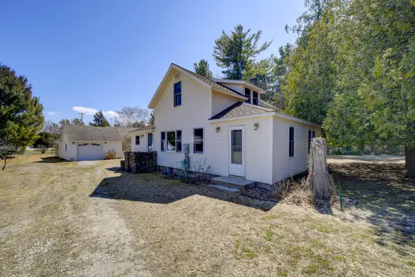 603 S Main, Leland, MI 49654