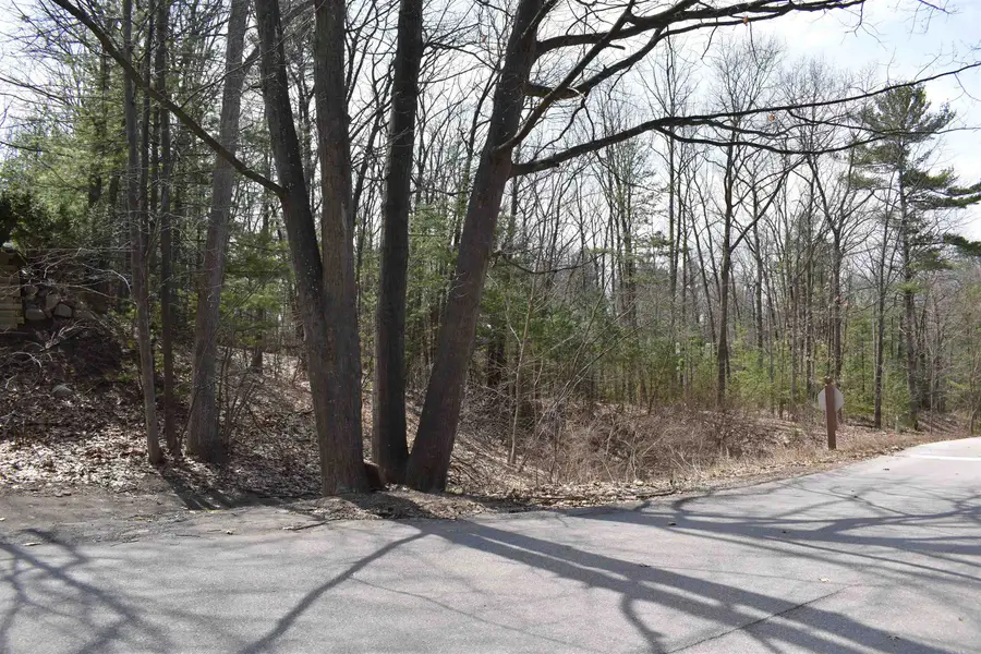 377 Peninsula Knolls, Peninsula Township, MI 49686 - Image #2