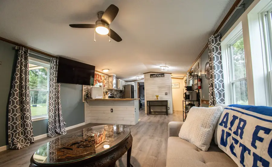 11930 State RD, Cadillac, MI 49601 - Image #2