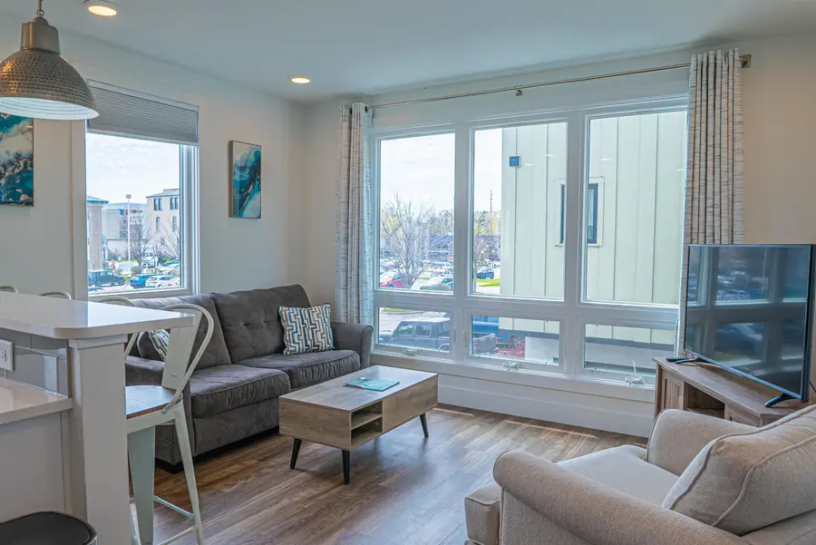 138 Gillis ST, Traverse City, MI 49684 - Image #3