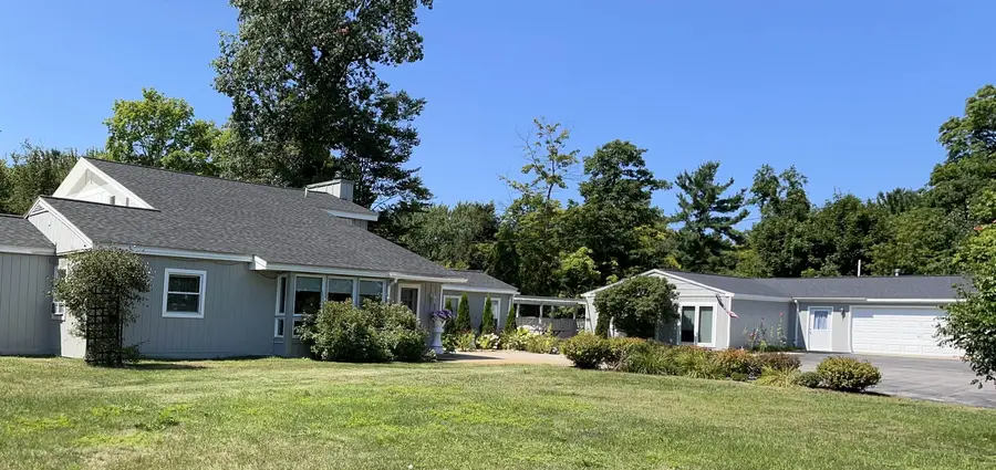 10774 S US-31, Williamsburg, MI 49690 - Image #2