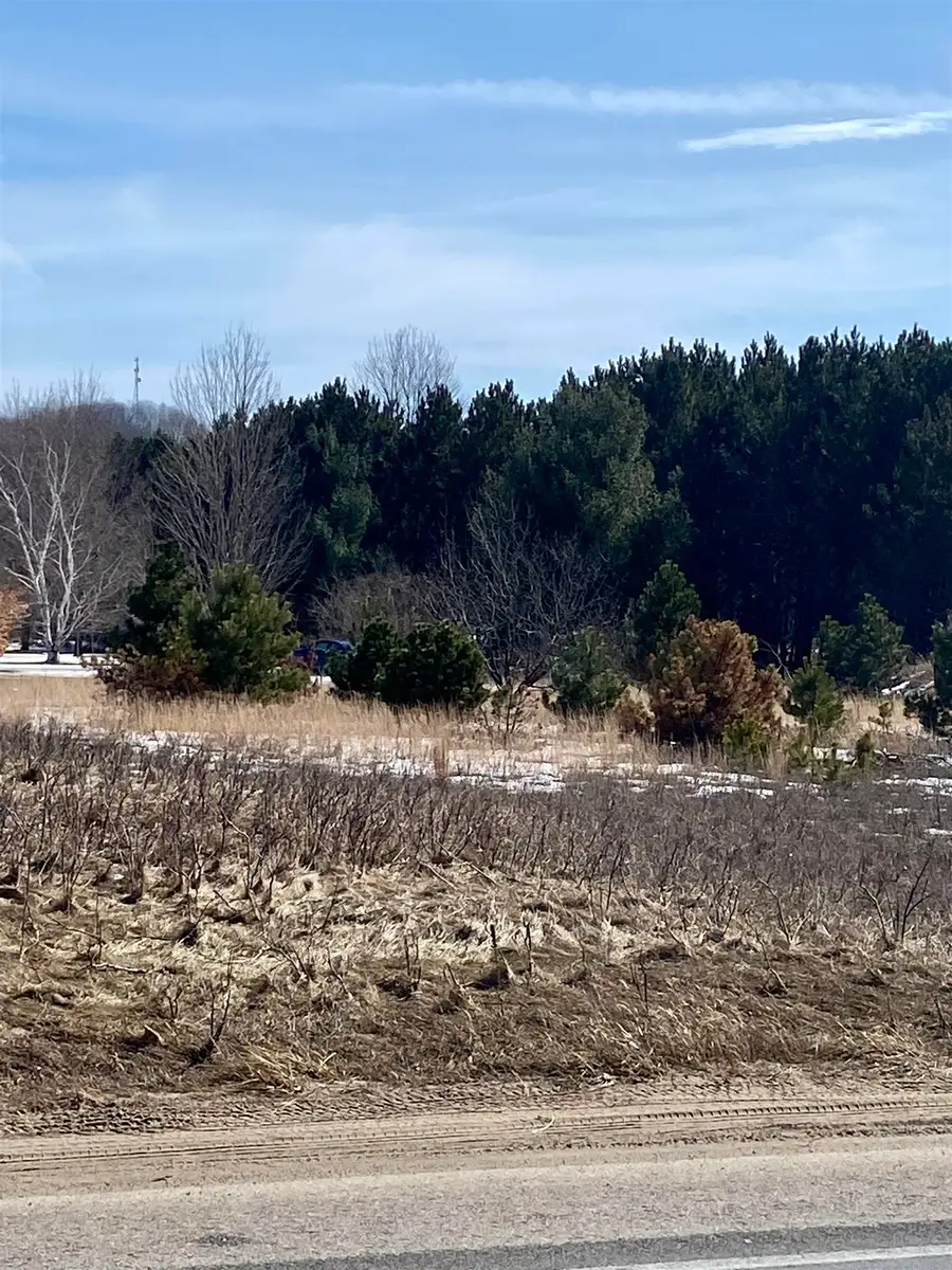 7430 Rapid City RD, Clearwater, MI 49676 - Image #3