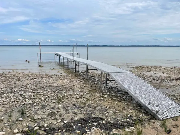 1722 S Cherry Blossom, SuttonsBay, MI 49682