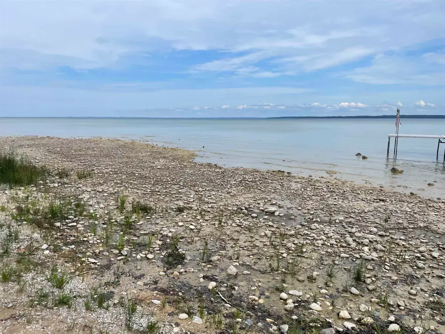 1722 S Cherry Blossom, Suttons Bay Township, MI 49682 - Image #3