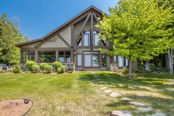 3463 NE Torch Lake DR, CentralLake, MI 49622