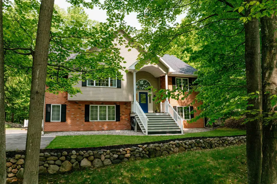 9639 E Walkabout, Greilickville, MI 49684 - Image #3