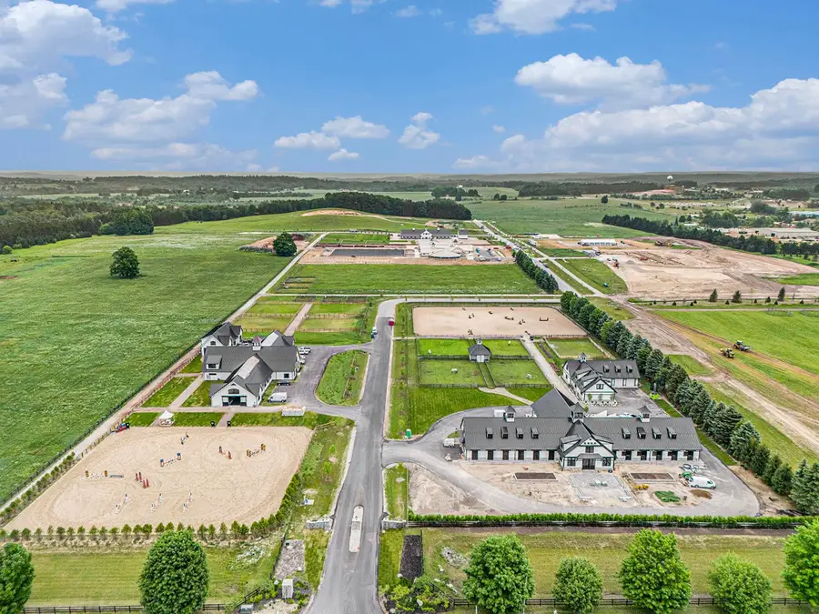 6894 Gem Twist WAY, Williamsburg, MI 49690 - Image #2