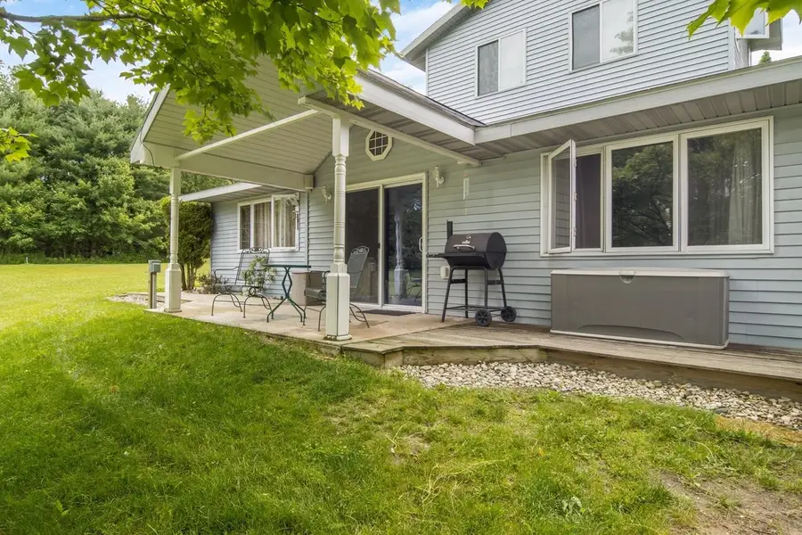 16966 Maple, Leroy, MI 49655 - Image #2