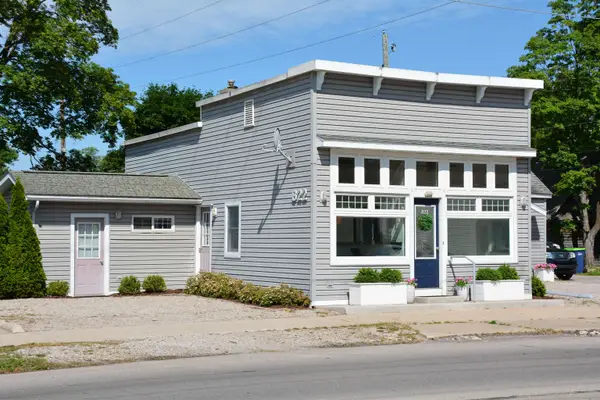 822 Cass, TraverseCity, MI 49684