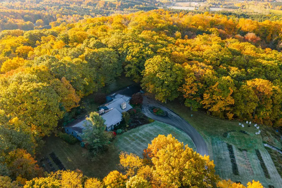 1461 N Eagle HWY, Lake Leelanau, MI 49653 - Image #3