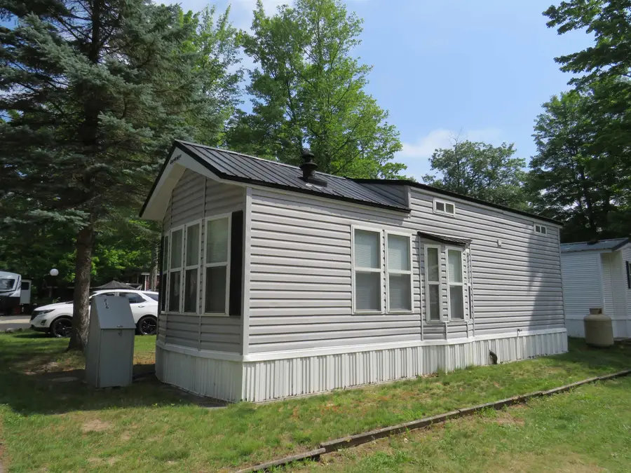 2757 Owens DR, Denton, MI 48629 - Image #3