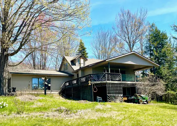 9690 Lake, Ellsworth, MI 49729