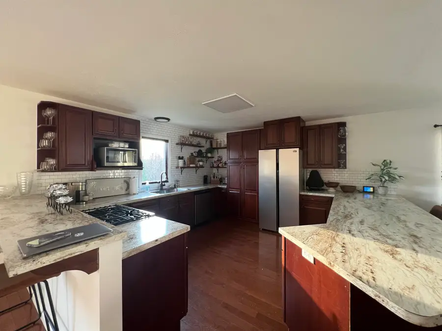 7495 Bennett RD, Williamsburg, MI 49690 - Image #2