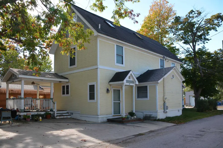 417 Barlow, Traverse City, MI 49686 - Image #2