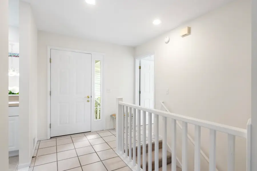 2750 E Crown DR, Traverse City, MI 49685 - Image #3