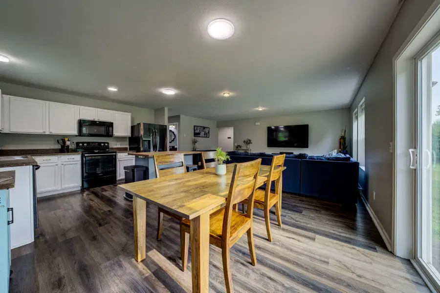 725 Francis DR, Traverse City, MI 49696 - Image #3