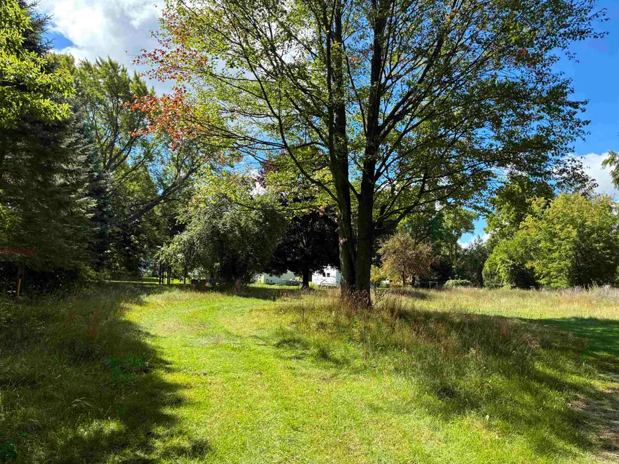 330 Pollard, Cadillac, MI 49601 - Image #2