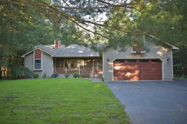 1683 White Oak, Interlochen, MI 49643